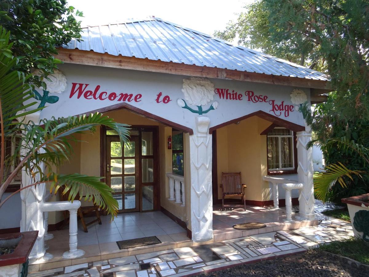 White Rose Lodge Livingstone Exterior photo