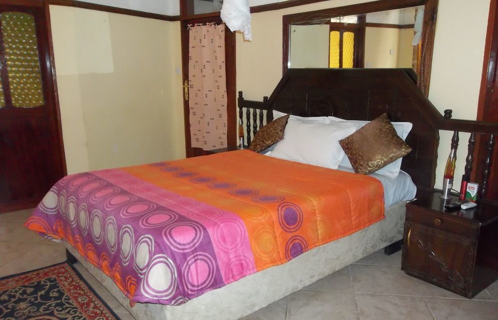 White Rose Lodge Livingstone Exterior photo